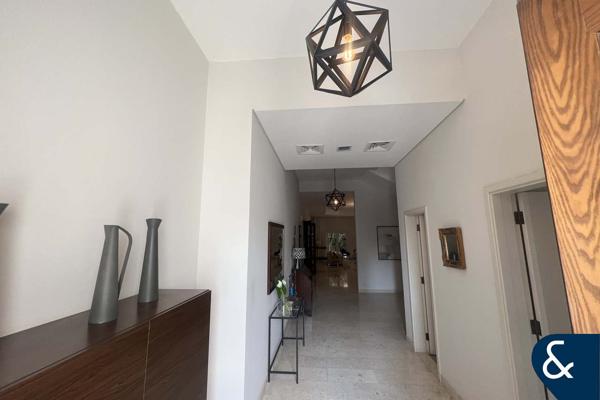 Landscaped Garden | 5 Bedrooms | 9,957 Plot